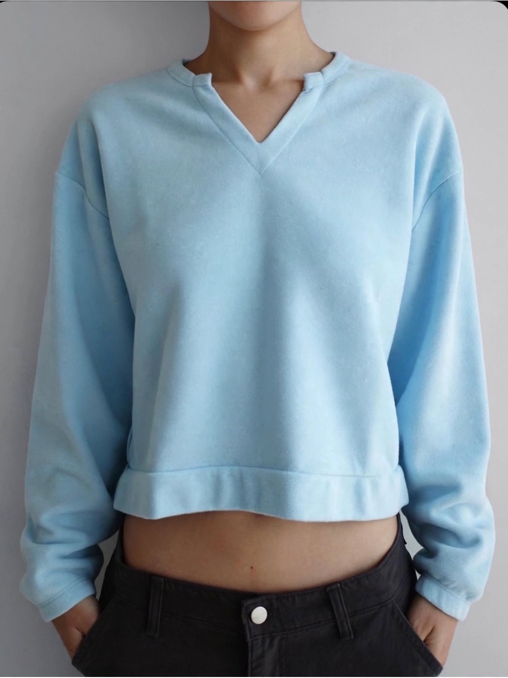 Baby Blue Cotton Cropped Oversized V-Neck Sweatshirt Side Slit Size M